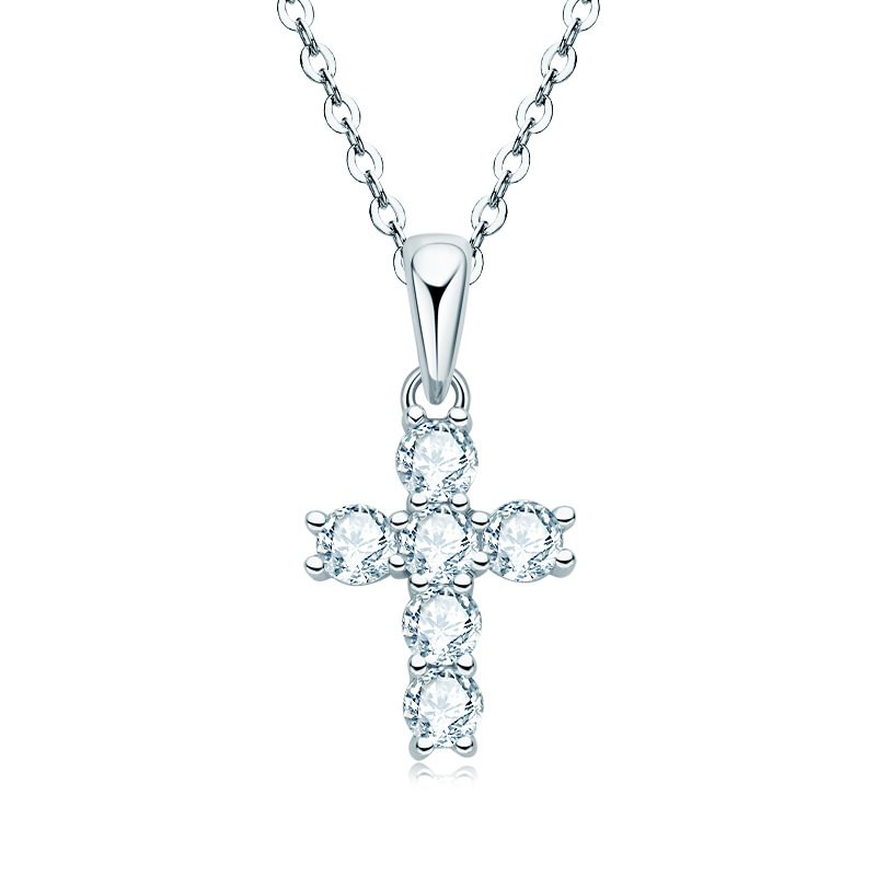 Moissanite Diamonds 0.6ct Cross Necklaces
