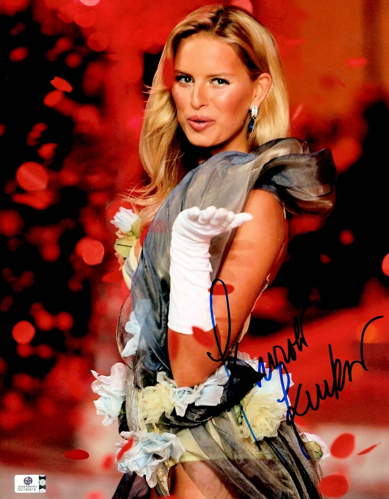 Karolina Kurkova Signed Autographed 11X14 Photo Poster painting Victoria's Secret Sexy GV746419