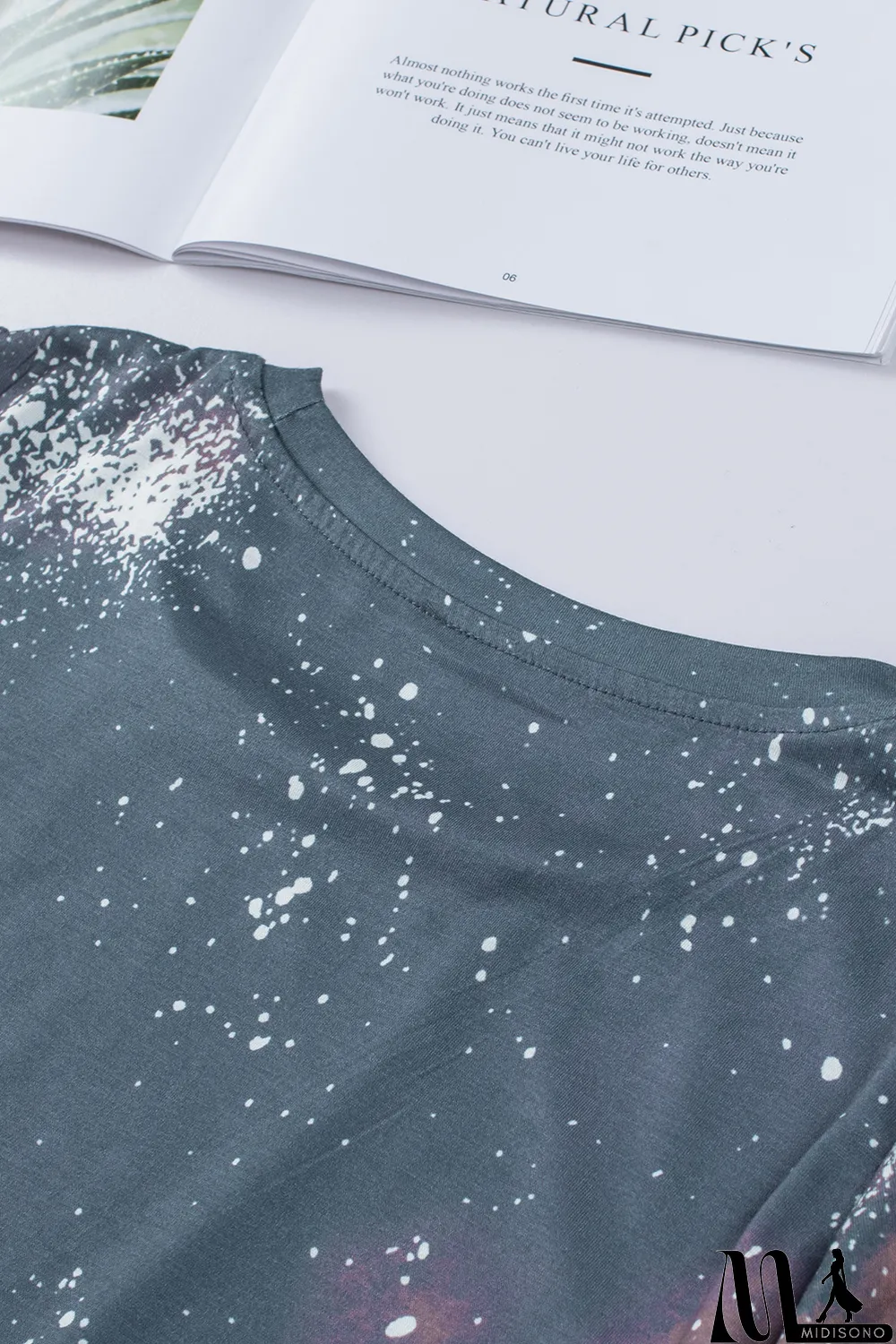 MidiSono - Blank Apparel - Multicolor Crew Neck Bleached Tie-dye Basic Tee