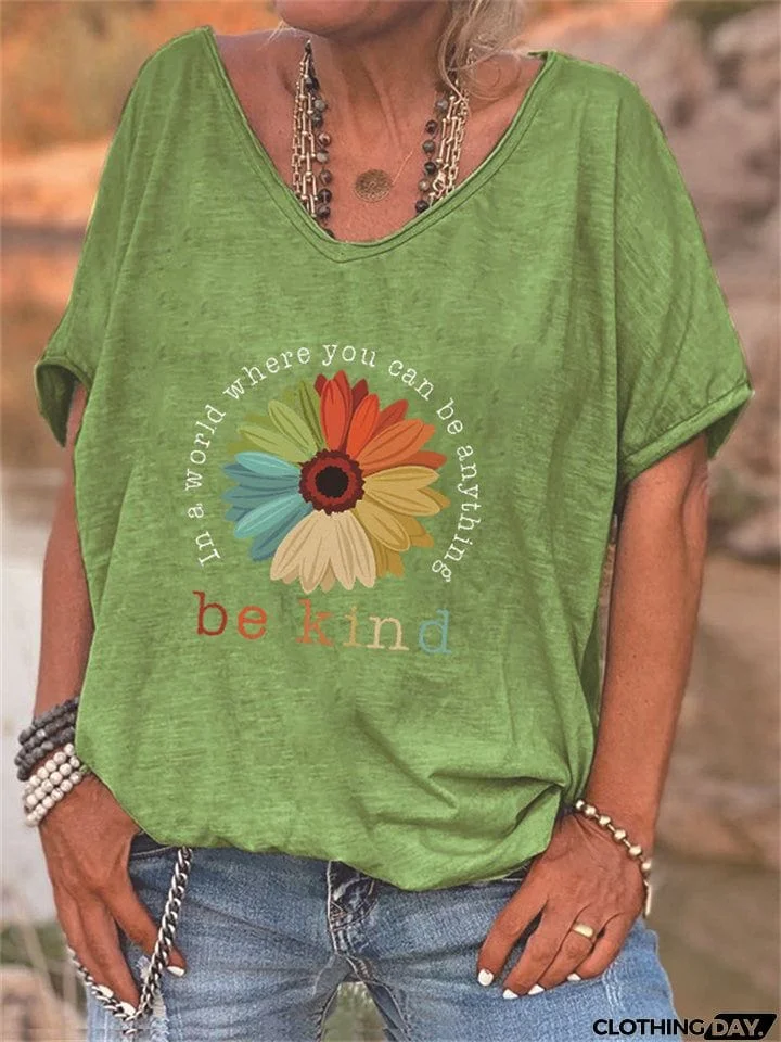 Women&rsquo;s Colorful Sunflower Print V Neck T-shirt