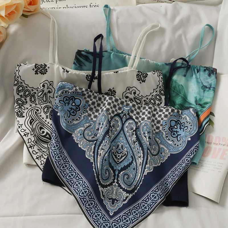 Uveng Uveng Print Splicing Short Belly Pocket Small Vest Woman 2024 New Slim Silk Sling Shirt Ice Refresher Silk Top