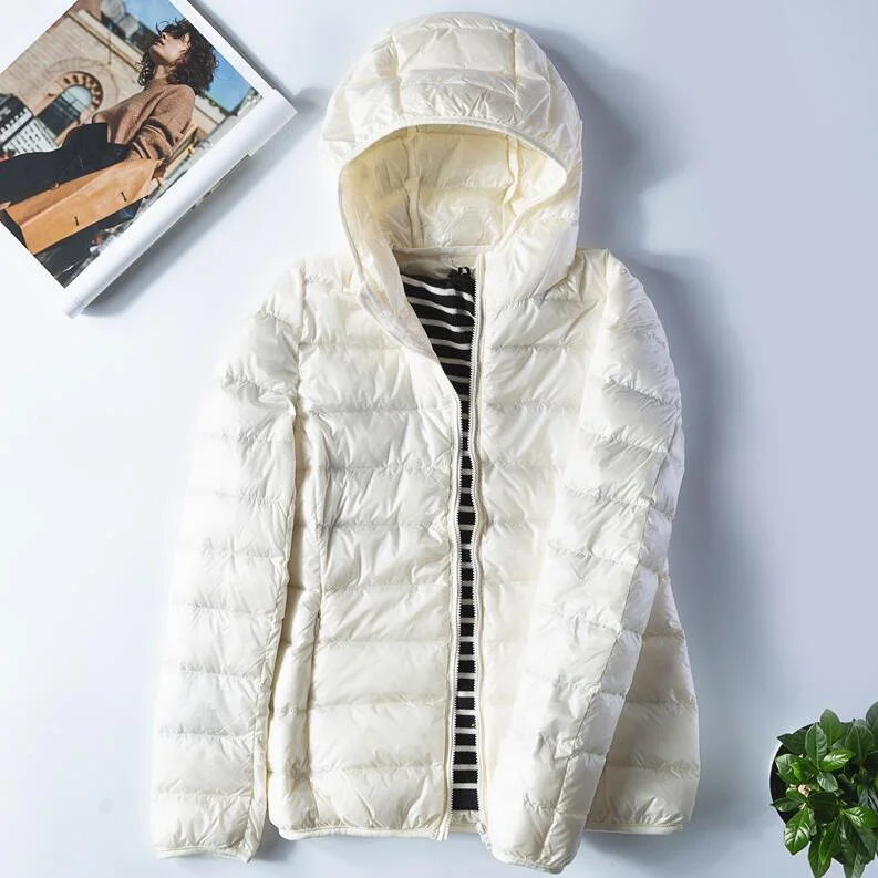 Autumn Winter Women Ultralight Thin Down Jacket White Duck Down Hooded Jackets Female Warm Coat Down Parka Portable Outwear