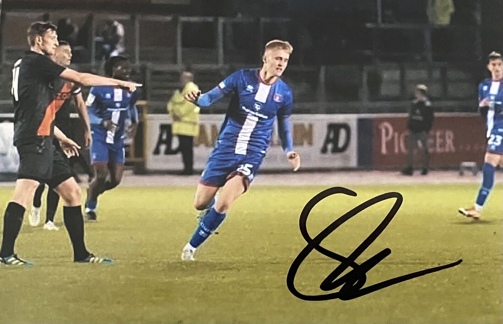 Sam Fishburn Genuine Hand Signed Carlisle United 6X4 Photo Poster painting 3