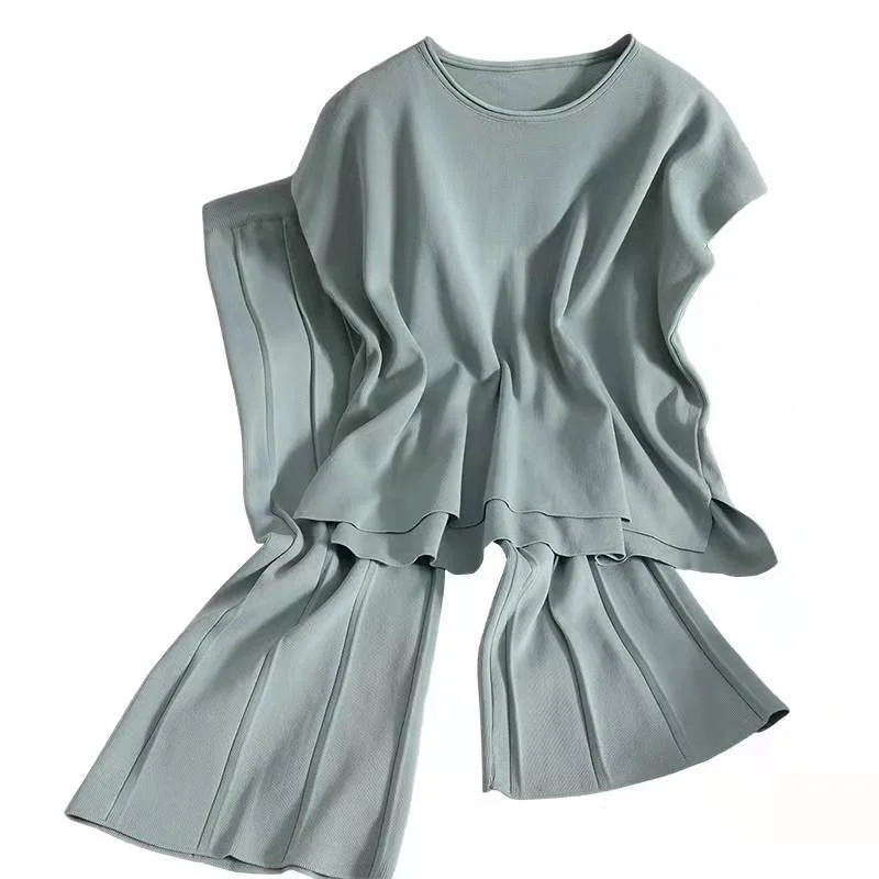 Uveng Uveng New Solid Color Round-Neck Sleeveless Vest Knitted Nine-Piece Trousers Set Thin Ice Silk Two-Piece Women