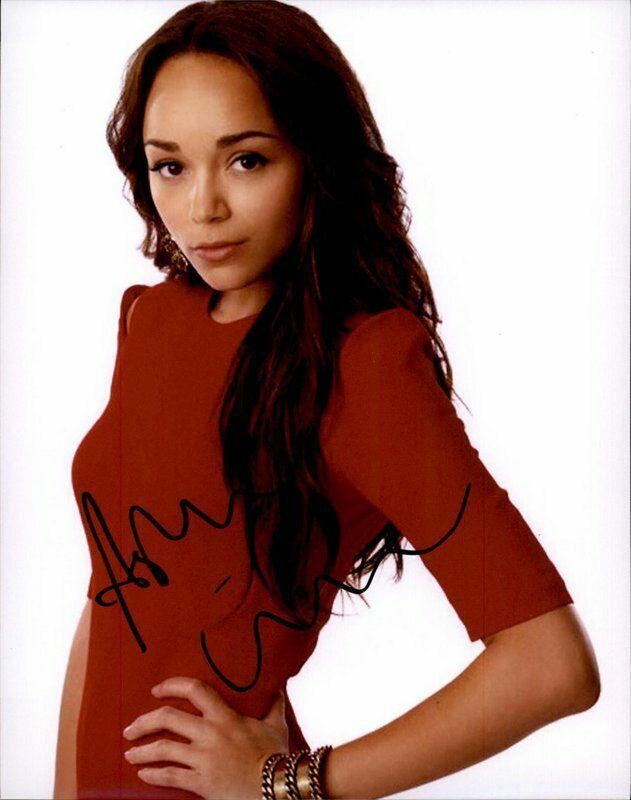 Ashley Madekwe authentic signed celebrity 8x10 Photo Poster painting W/Cert Autographed C9