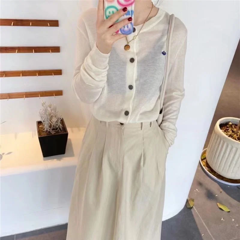 New Women&#39;s Cashmere Cardigan Autumn Korean Small Spaceship Embroidered O Neck Light See Through Thin Button Sweater Female