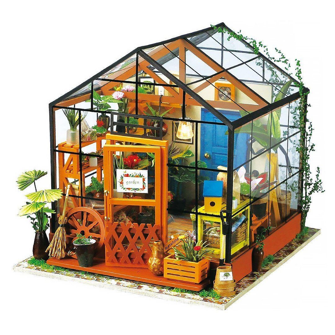 Cathy's Miniature Greenhouse | Anavrin