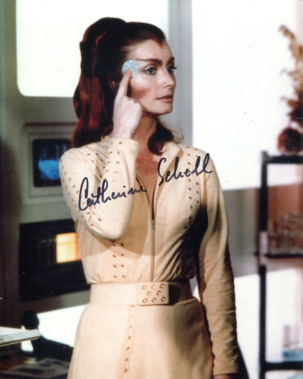 Sci-Fi actress Catherine Schell signed SPACE 1999 Photo Poster painting UACC DEALER