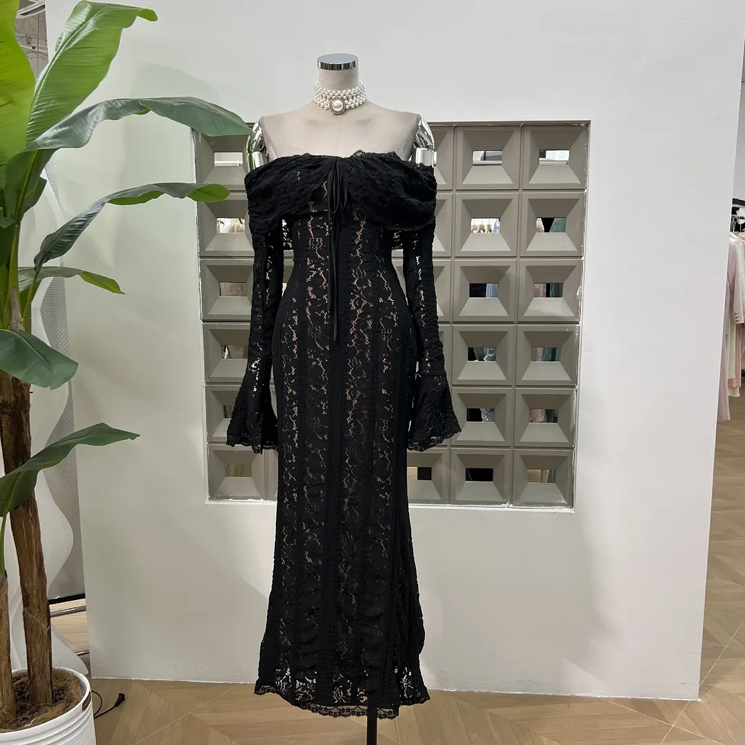 Brownm Spring Romantic Elegant Lace Shoulder Horn Long Sleeves Of Long Dress