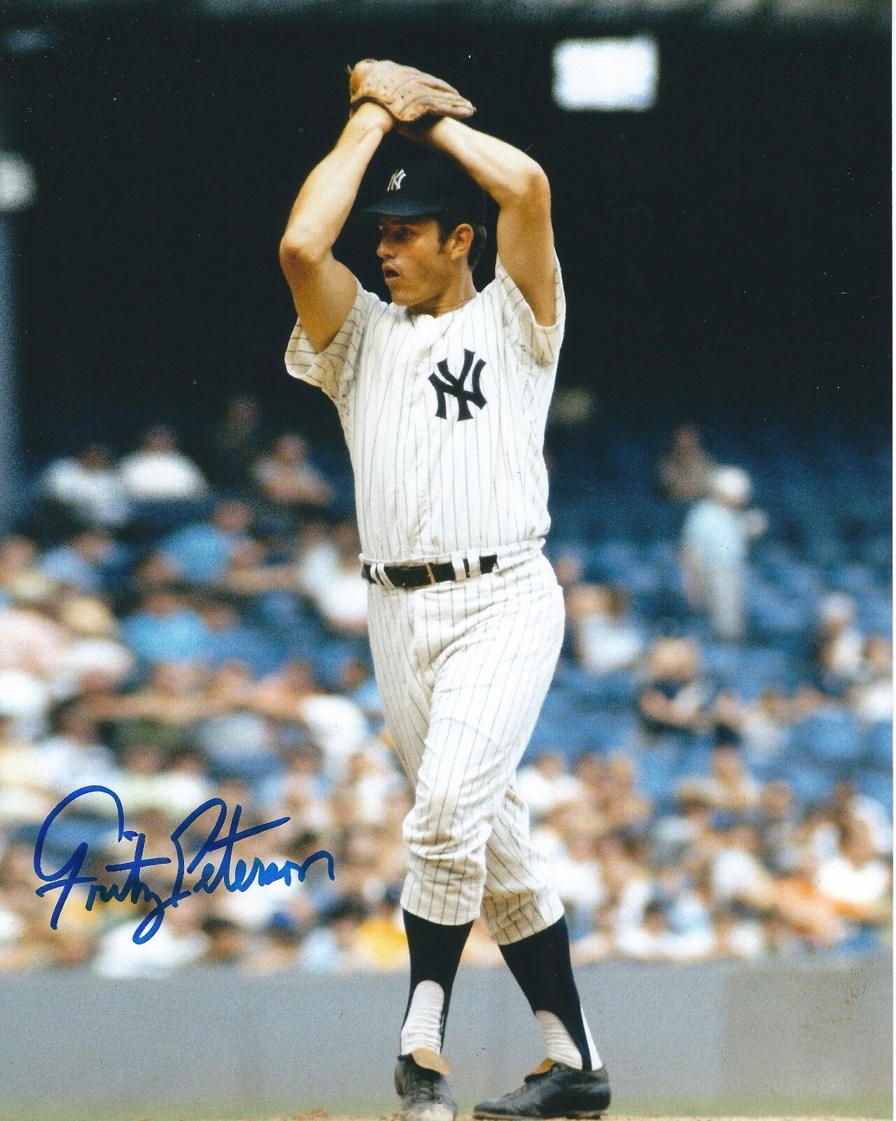 Signed 8x10 FRITZ PETERSON New York Yankees Photo Poster painting - COA