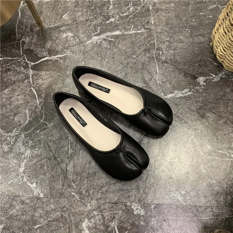 2021 Women's Comfy Flats Split Toe Trotter Shoes Autumn Single Lattice Flat Shoes Lazy Soft Loafers Ladies Moccasi Ninja Shoes