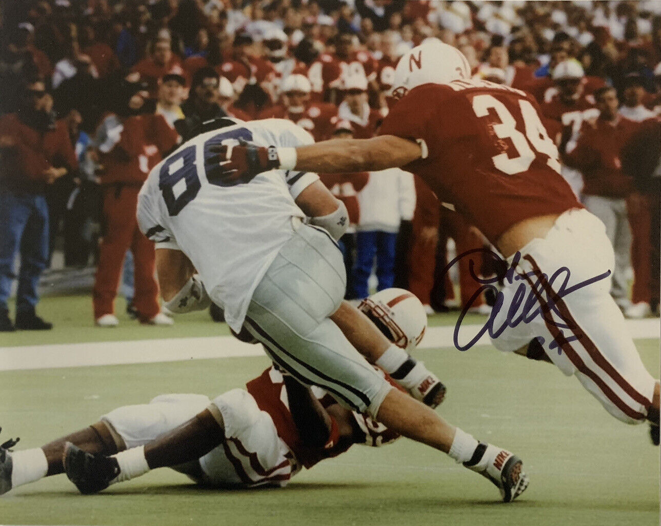 TREV ALBERTS HAND SIGNED 8x10 Photo Poster painting AUTOGRAPHED NEBRASKA CORNHUSKERS FOOTBALL LB