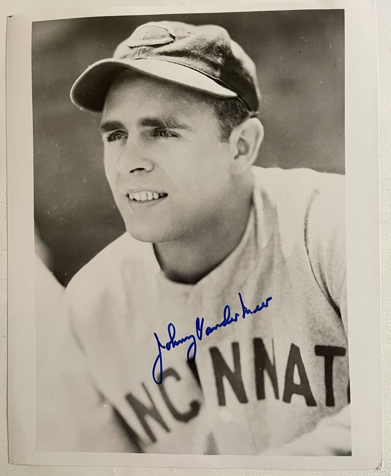 Johnny Vander Meer (d. 1997) Signed Autographed Vintage Glossy 8x10 Photo Poster painting Cincinnati Reds - COA Matching Holograms