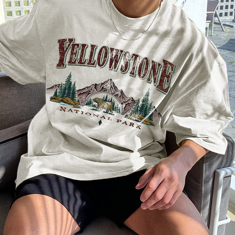 Yellowstone Vintage Style Destination Poster Mens Natural Graphic Tee - S