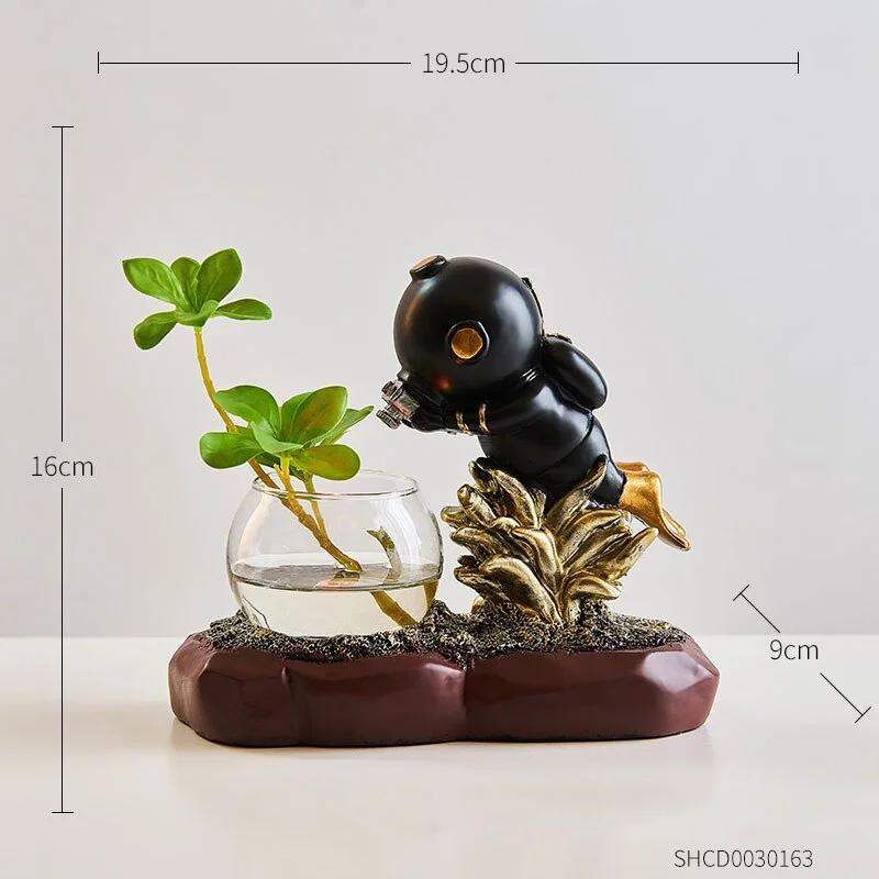 Resin diver hydroponic ornaments indoor green plants astronaut decoration accessories desktop creative design small vase gift
