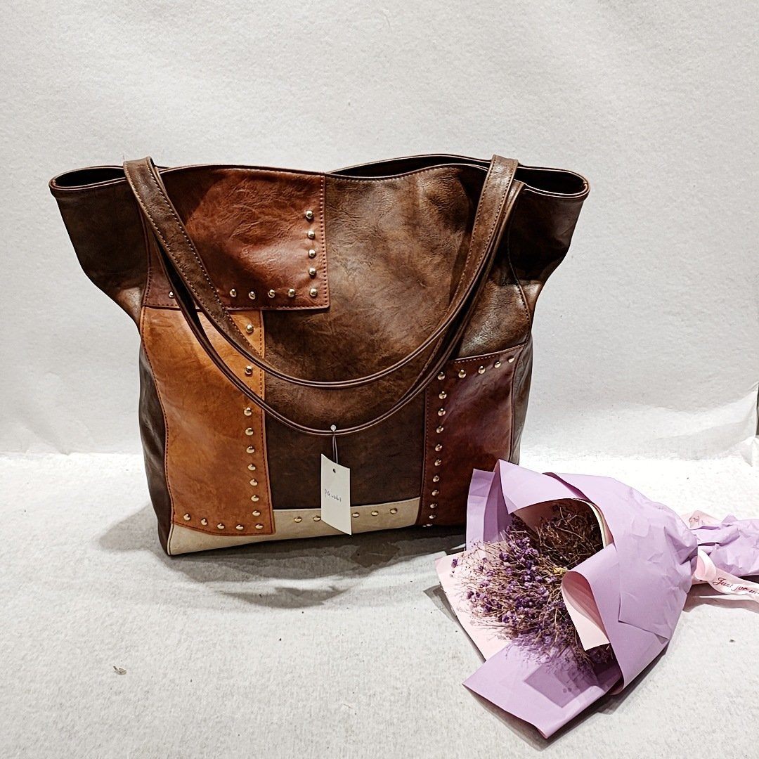 Vintage fashion rivet color matching shoulder tote bag