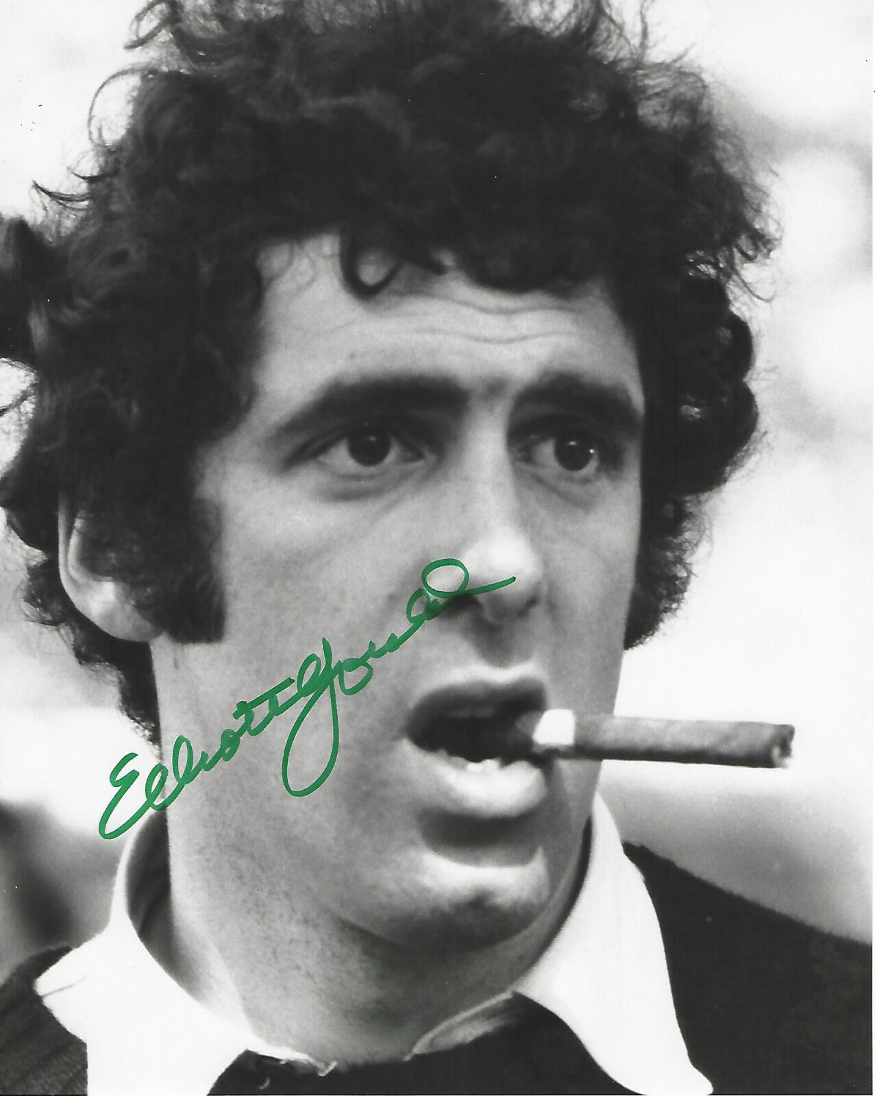 ELLIOTT GOULD SIGNED AUTHENTIC 'OCEAN'S ELEVEN' 8X10 Photo Poster painting D w/COA ACTOR MASH