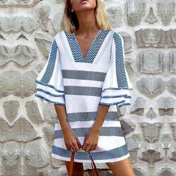 Fashion Wave Print V-neck Dress-Mayoulove