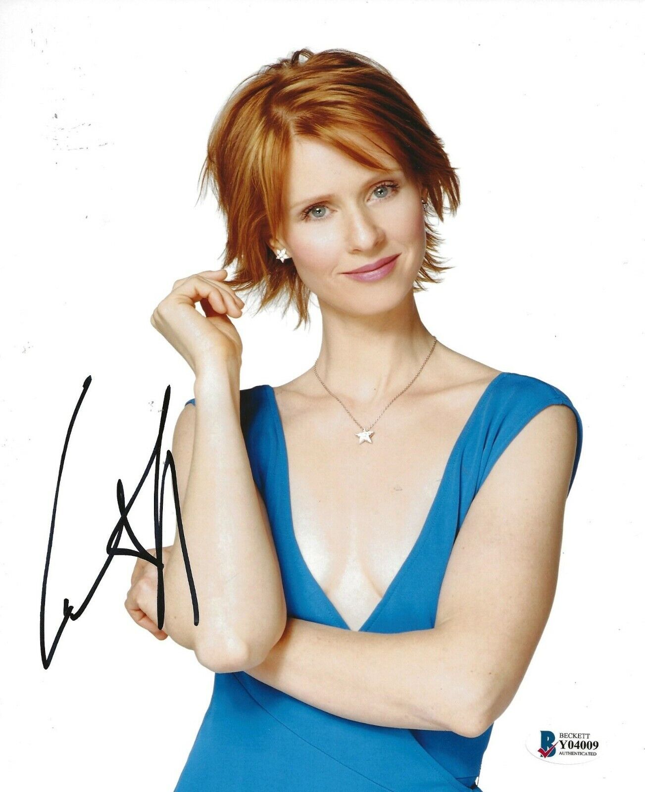 Cynthia Nixon signed Sex and the City 8x10 Photo Poster painting Miranda Hobbes BAS Beckett