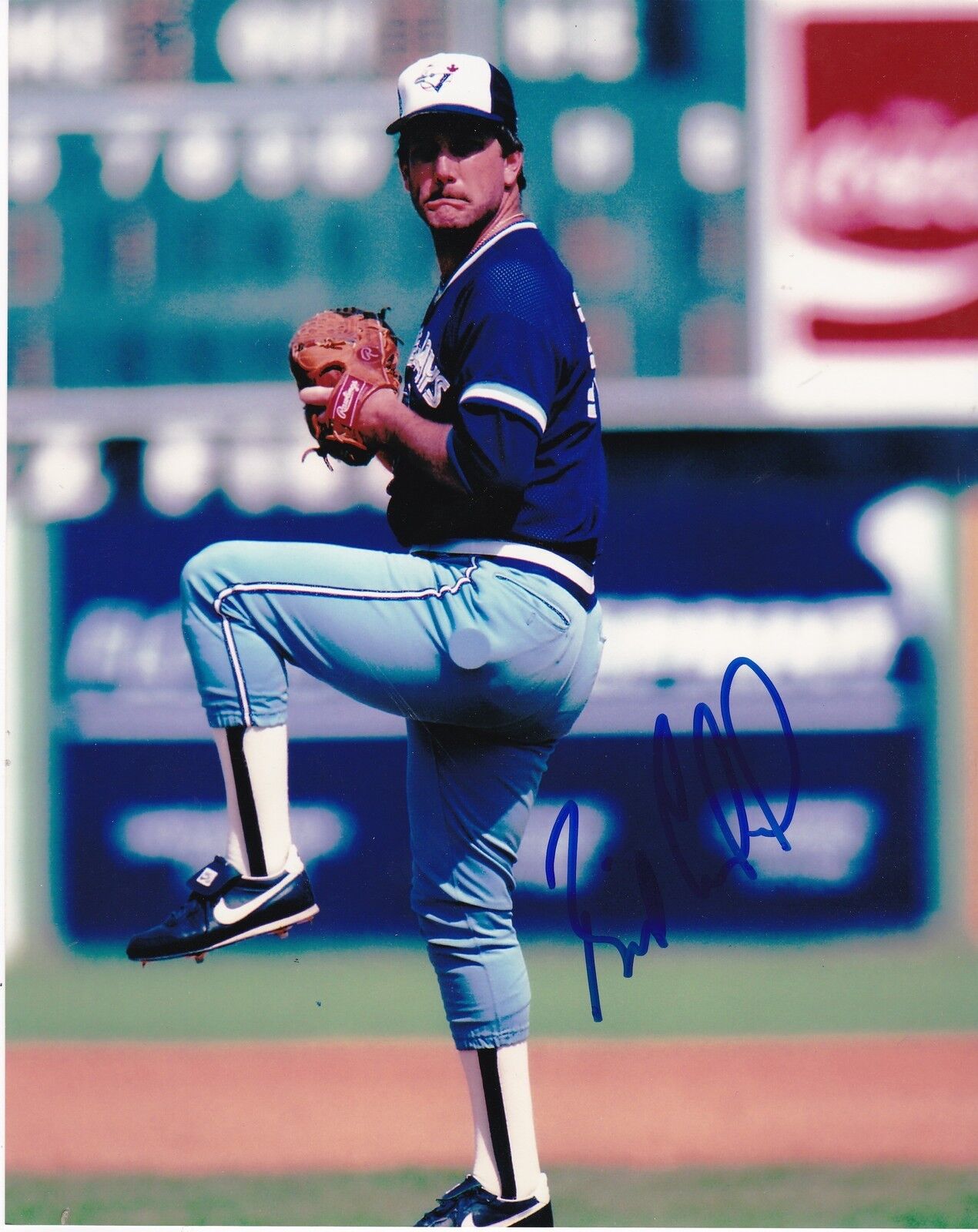 BILL CAUDILL TORONTO BLUE JAYS ACTION SIGNED 8x10