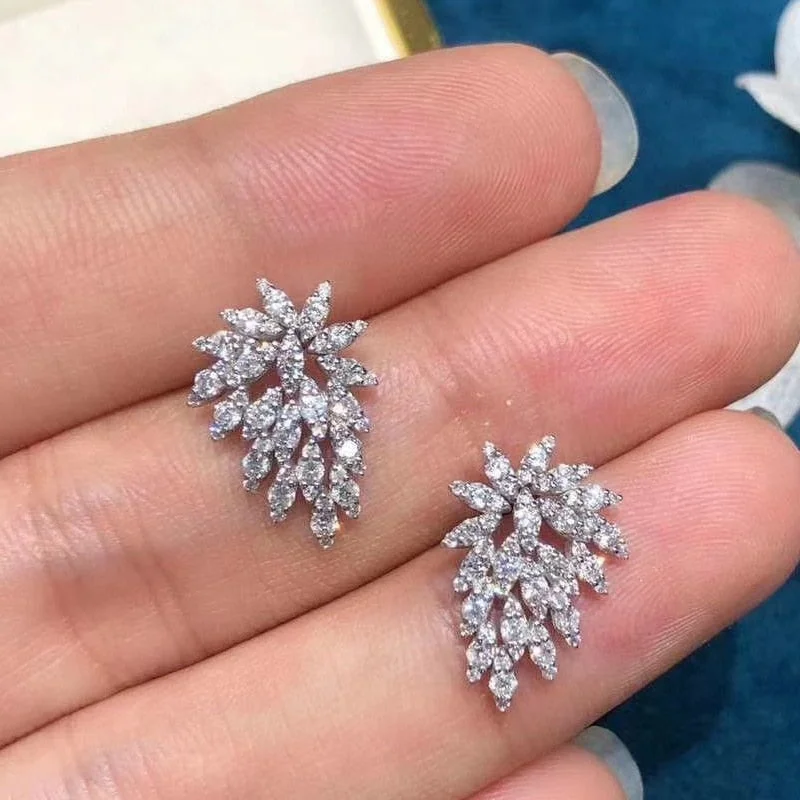 Novel Clear Cubic Zirconia Stud Earrings for Women Fashion Luxury Wedding Accessories Fancy Girls Earrings Party Jewelry