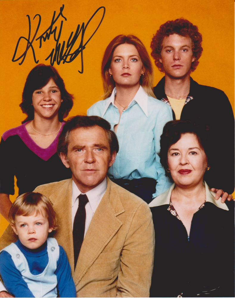 Kristy McNichol Family Original Signed 8x10 Photo Poster painting #3 - Little Darlings