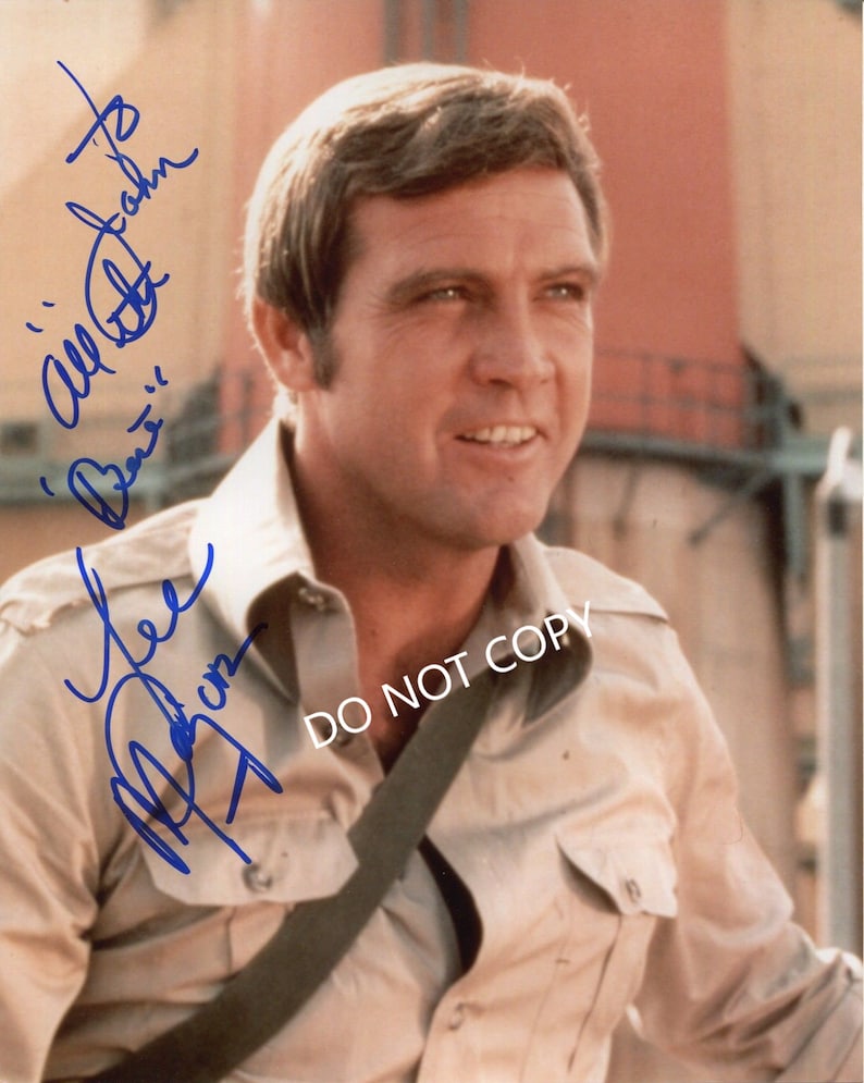 LEE MAJORS 8 x10 20x25 cm Autographed Hand Signed Photo Poster painting