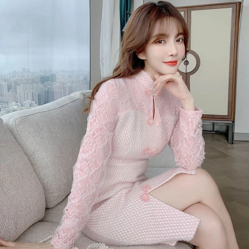 Autumn Sweet Girl Pink Dress Retro Court Temperament Lace Splicing Knitted Elegant Midi Dress 2023 Winter Inner Base Dress Women