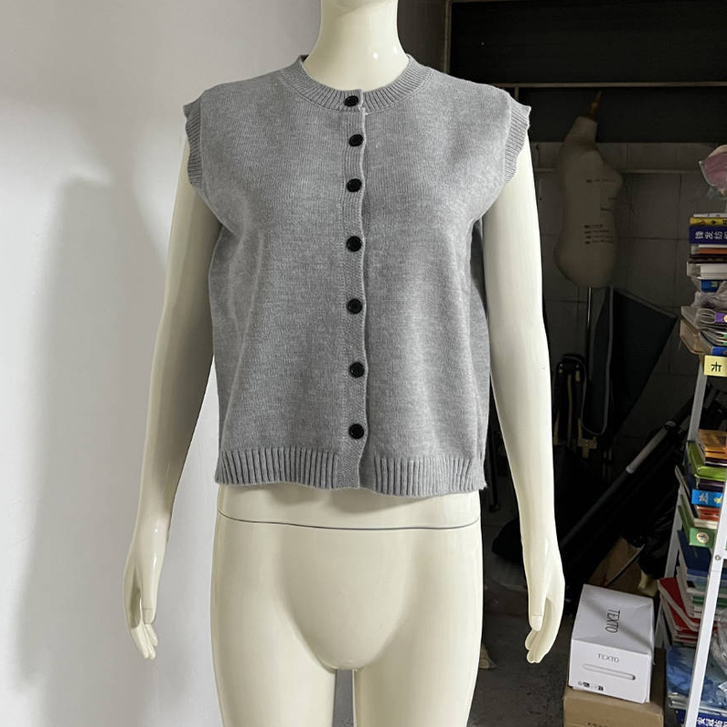 Ootddress Knitted Vests Top For Women Casual Single-Breasted Knitwear Cardigan Tank Sweater Female Solid Sleeveless 2025 Fashion