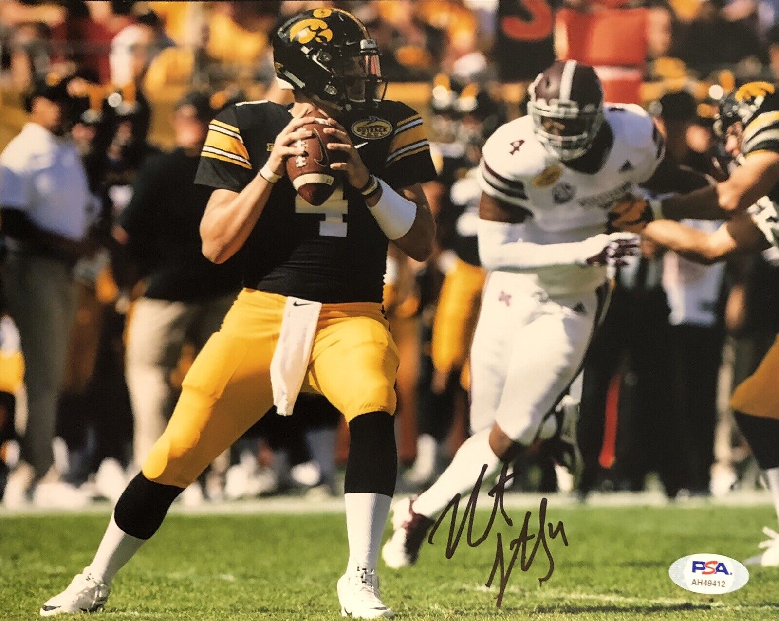 Nate Stanley Signed Autographed Iowa Hawkeyes 8x10 Photo Poster painting Heisman Psa/Dna