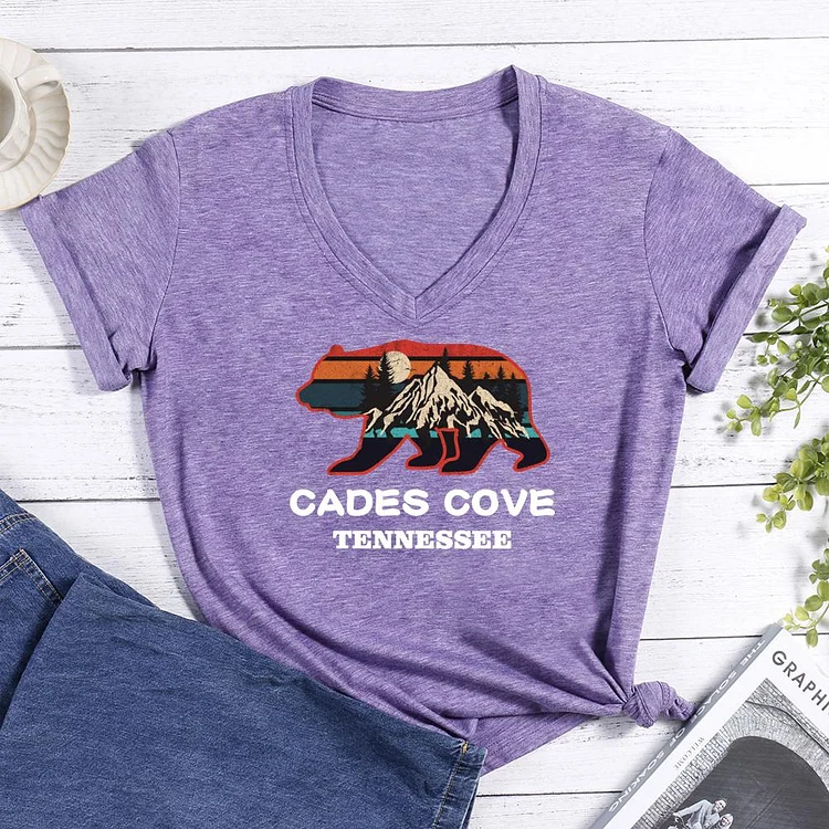 Cades cove tennessee hiking V-neck T Shirt