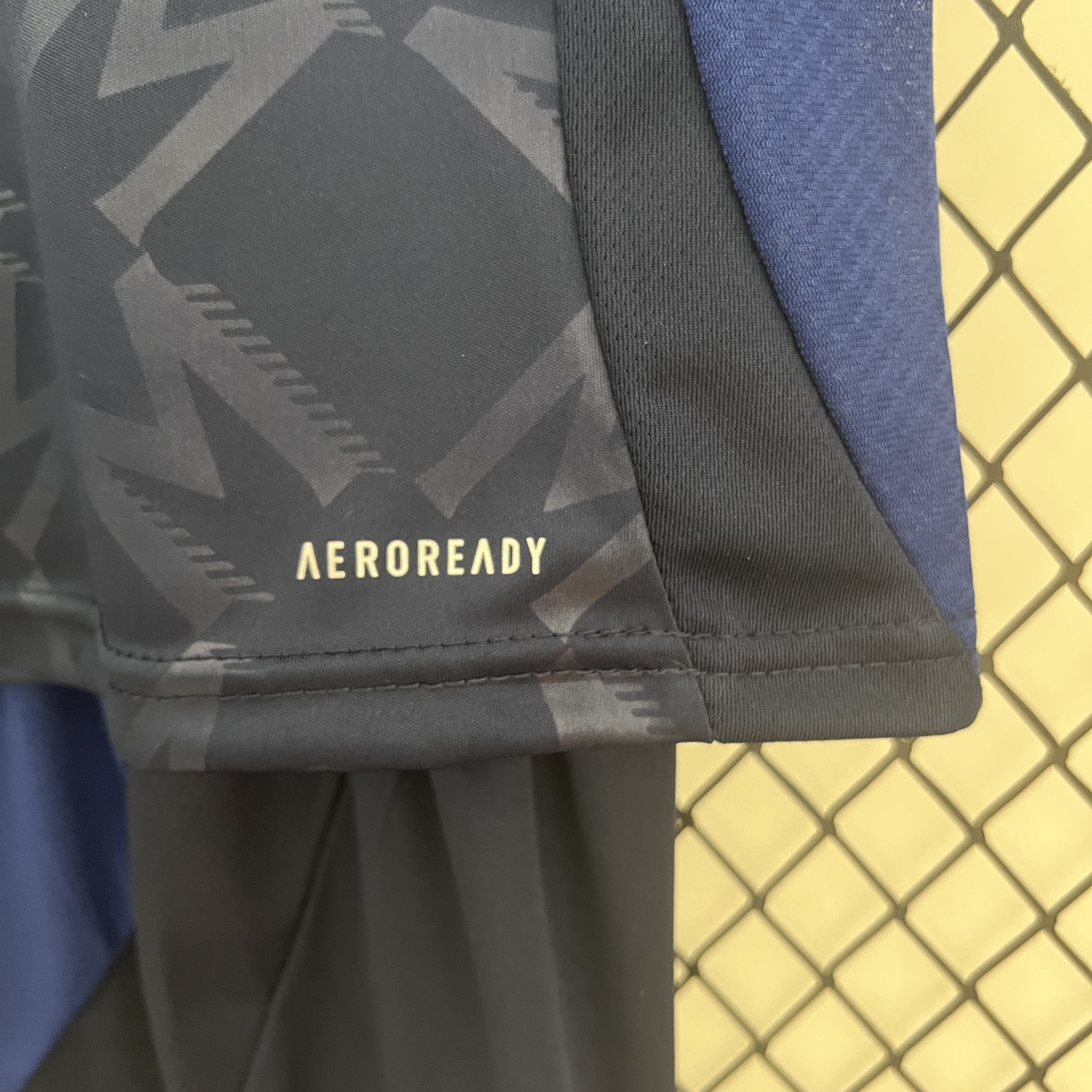 24/25 Manchester United Away Kids Kit Football Jersey Thai Quality