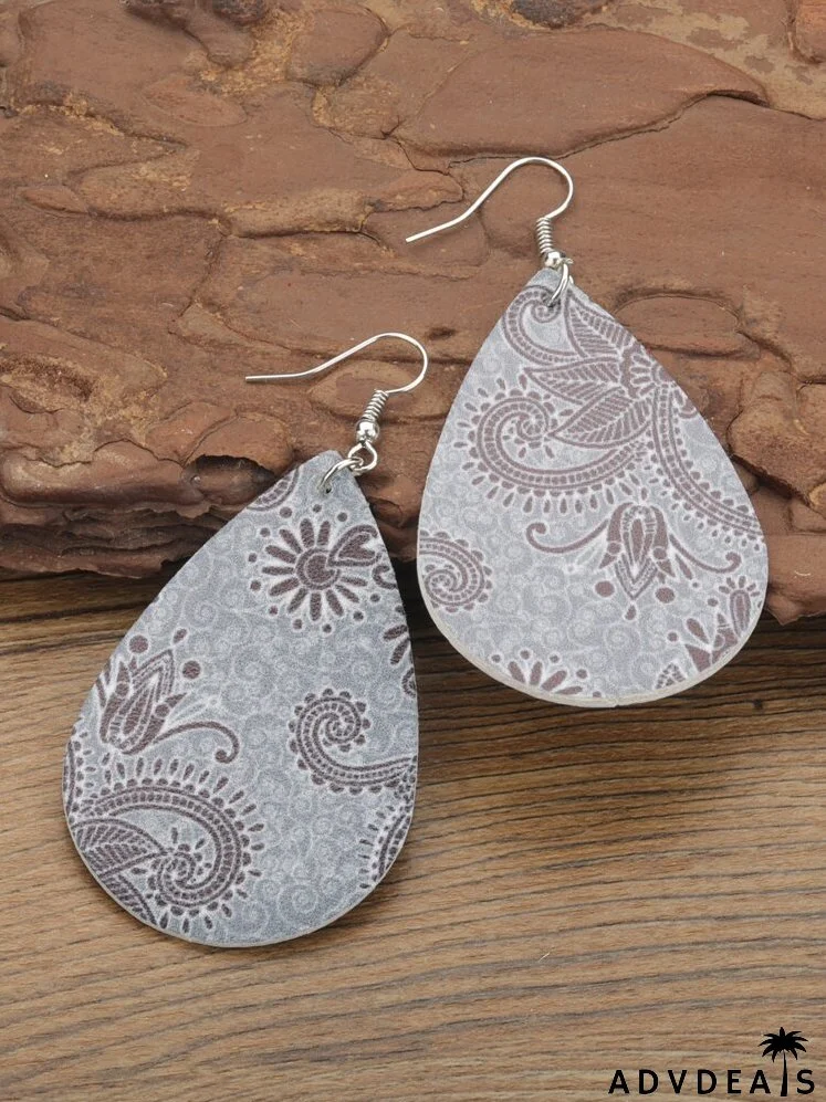 Floral Pattern Water Drop Earrings