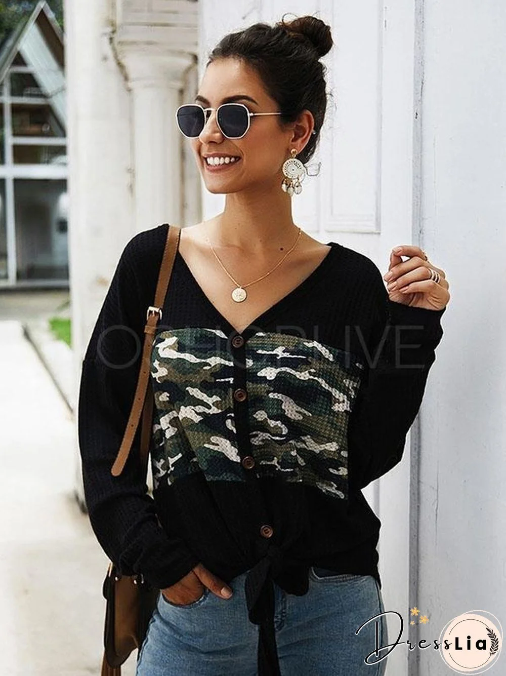 Camouflage Stitching V-neck Knit Sweater