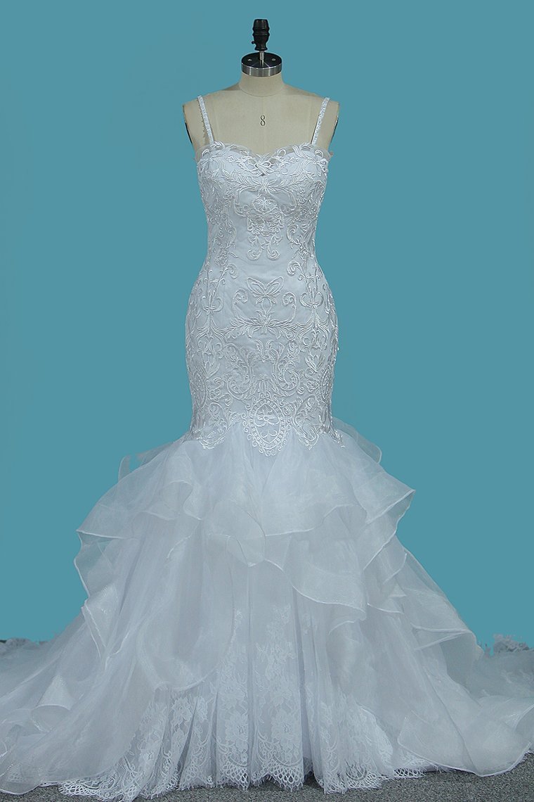 Chic Backless Floor-length Tulle Mermaid Spaghetti-Straps Wedding Dress With Appliques Lace | Ballbellas Ballbellas