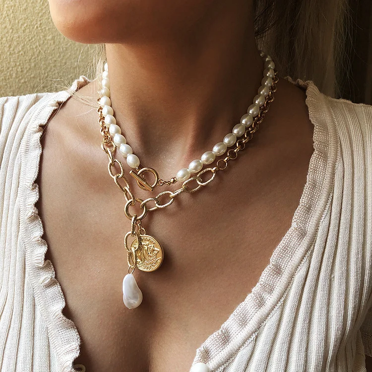 Double Baroque Pearl Metal Pendant Necklace