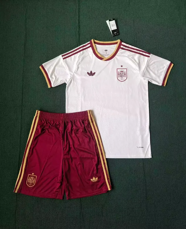 2627 Spain Away Adult Set