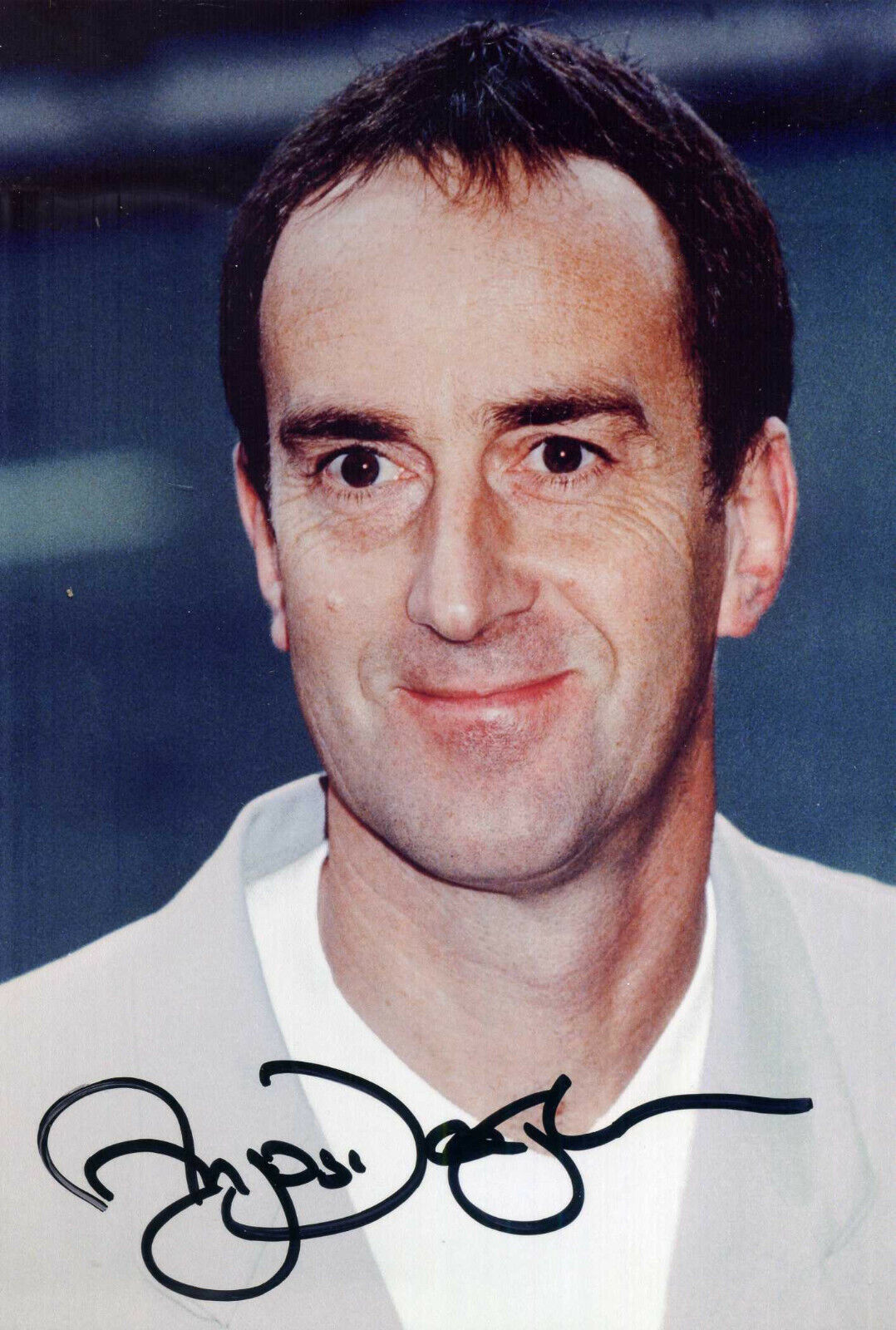 ANGUS DEAYTON Signed Photo Poster paintinggraph - TV & Film Actor & Presenter - preprint