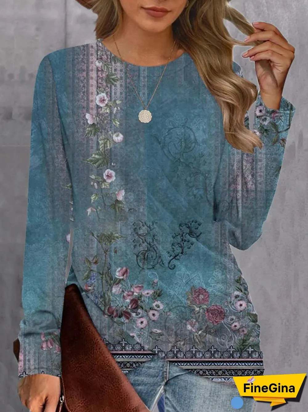 Women's Graphic Printed Scoop Neck Long Sleeve Top
