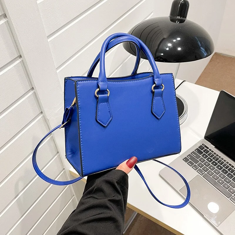 2023 New Large Capacity Tote Bag Spring and Summer Fashion Shoulder Bag Personality ins Women Fashion Crossbody Bag