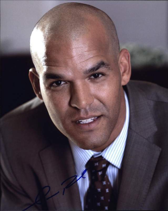 Amaury Nolasco authentic signed celebrity 8x10 Photo Poster painting W/Cert Autograph A0021