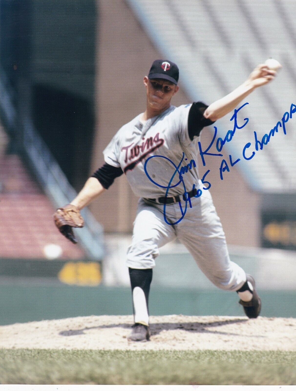 JIM KAAT MINNESOTA TWINS 1965 AL CHAMPS ACTION SIGNED 8x10