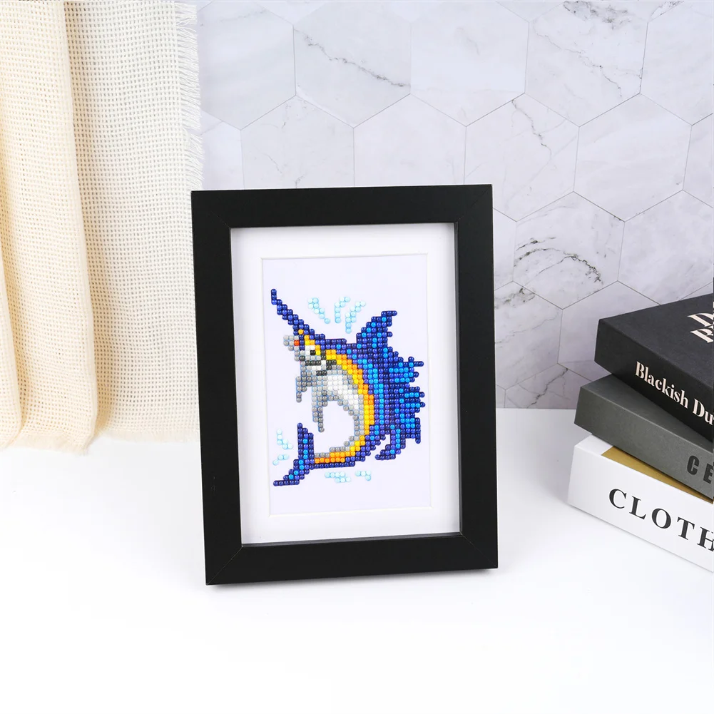 8pcs Marine Animal DIY Mini Partial Round Diamond Painting Set Desktop Decor No Frame(12*17cm)