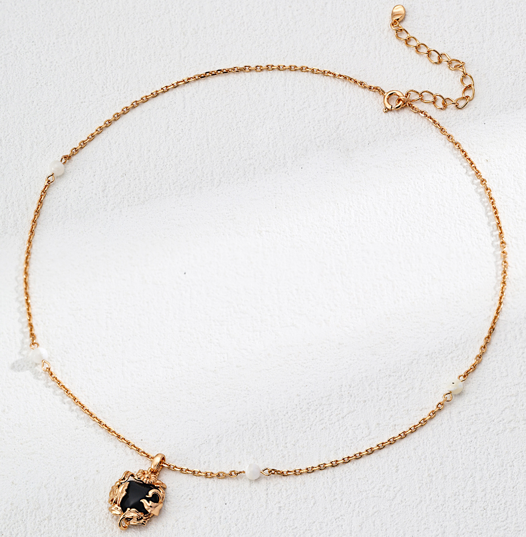 Secret Garden Black Agate Gold Plated Pendant Necklace