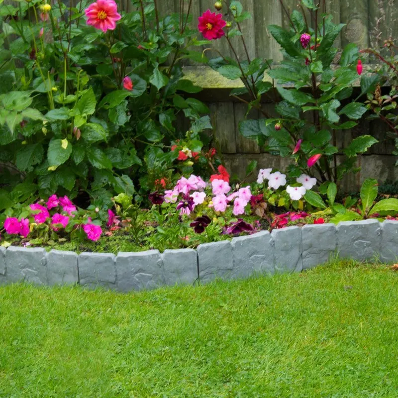 Imitation Stone Garden Fence - DIY Garden Edging Border