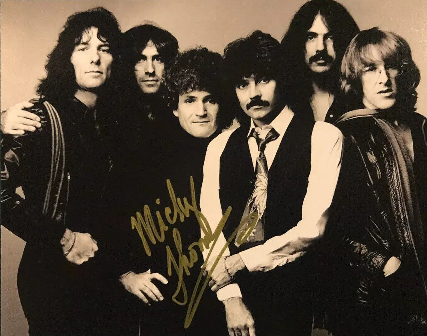 MICKEY THOMAS HAND SIGNED 8x10 Photo Poster painting JEFFERSON STARSHIP ORIGINAL SINGER + PROOF!