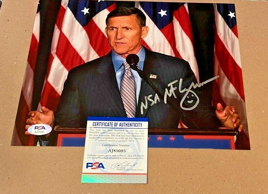 GENERAL MICHAEL T. FLYNN SIGNED 8X10 Photo Poster painting PSA/DNA MILITARY TRUMP