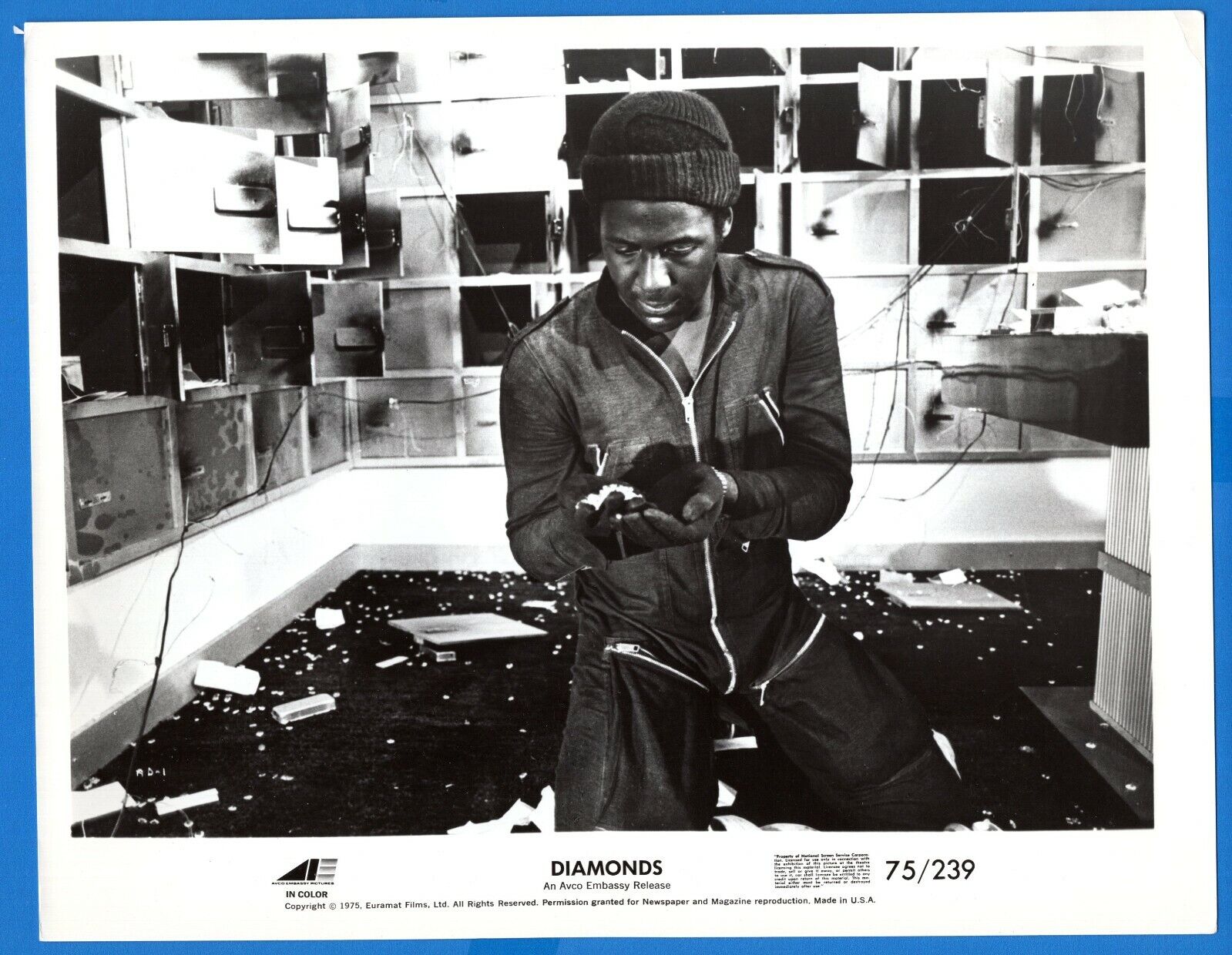 RICHARD ROUNDTREE Actor 8x10 Vintage Promo News Press Photo Poster painting DIAMONDS Movie 1975