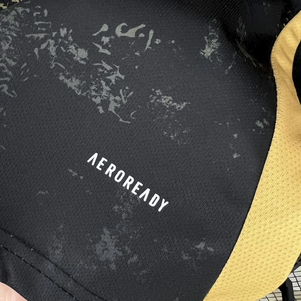 24/25 Football Shirt Real Madrid Special Edition Black Gold Thai quality