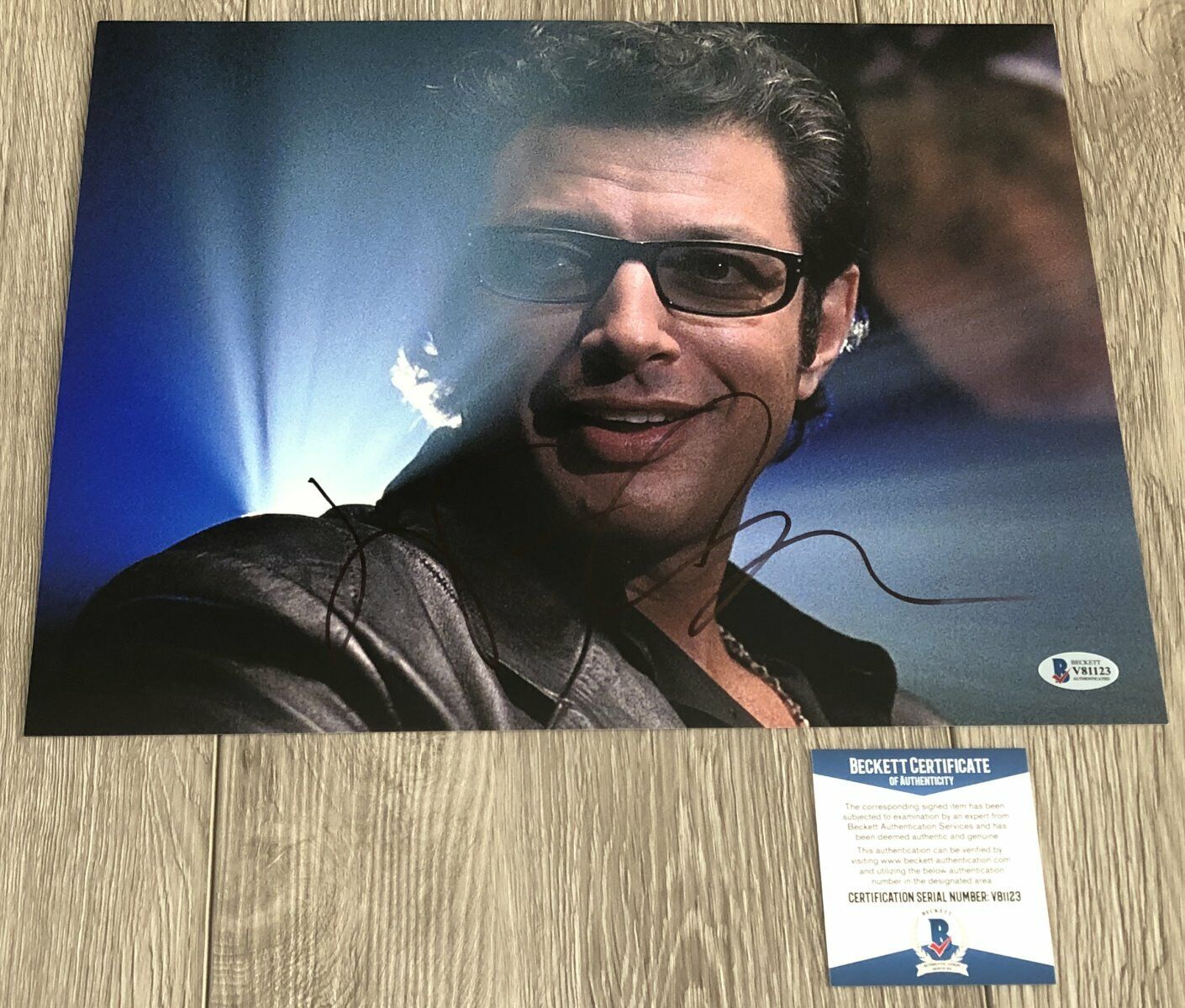 JEFF GOLDBLUM SIGNED JURASSIC PARK 11x14 Photo Poster painting w/EXACT PROOF & BECKETT BAS COA